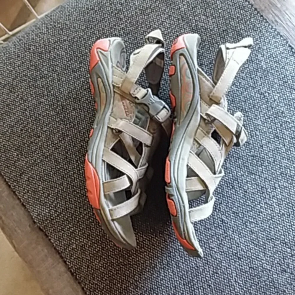 Merrell Sandals - Picture 4 of 7